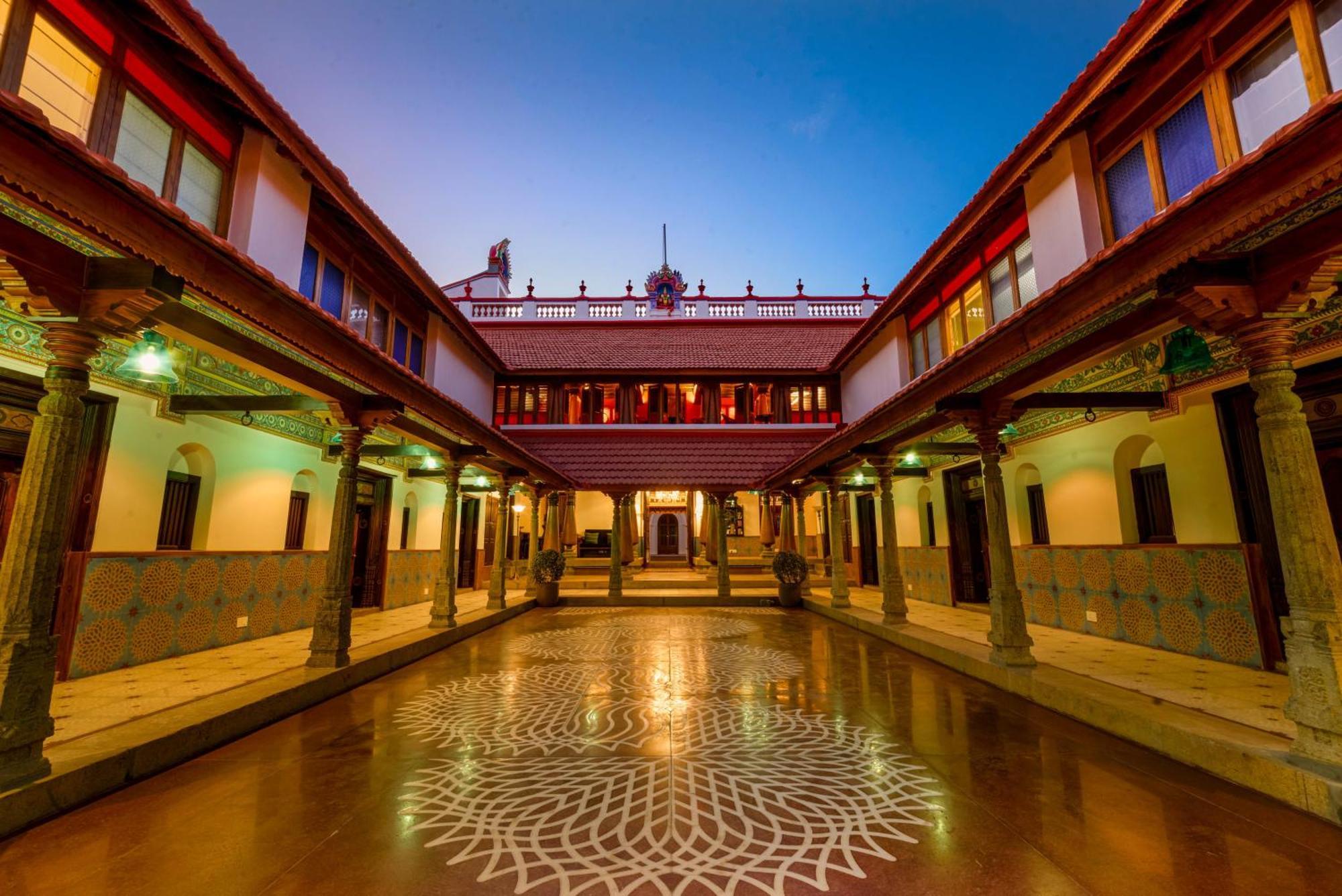 The Lotus Palace Chettinad Karaikkudi Ngoại thất bức ảnh